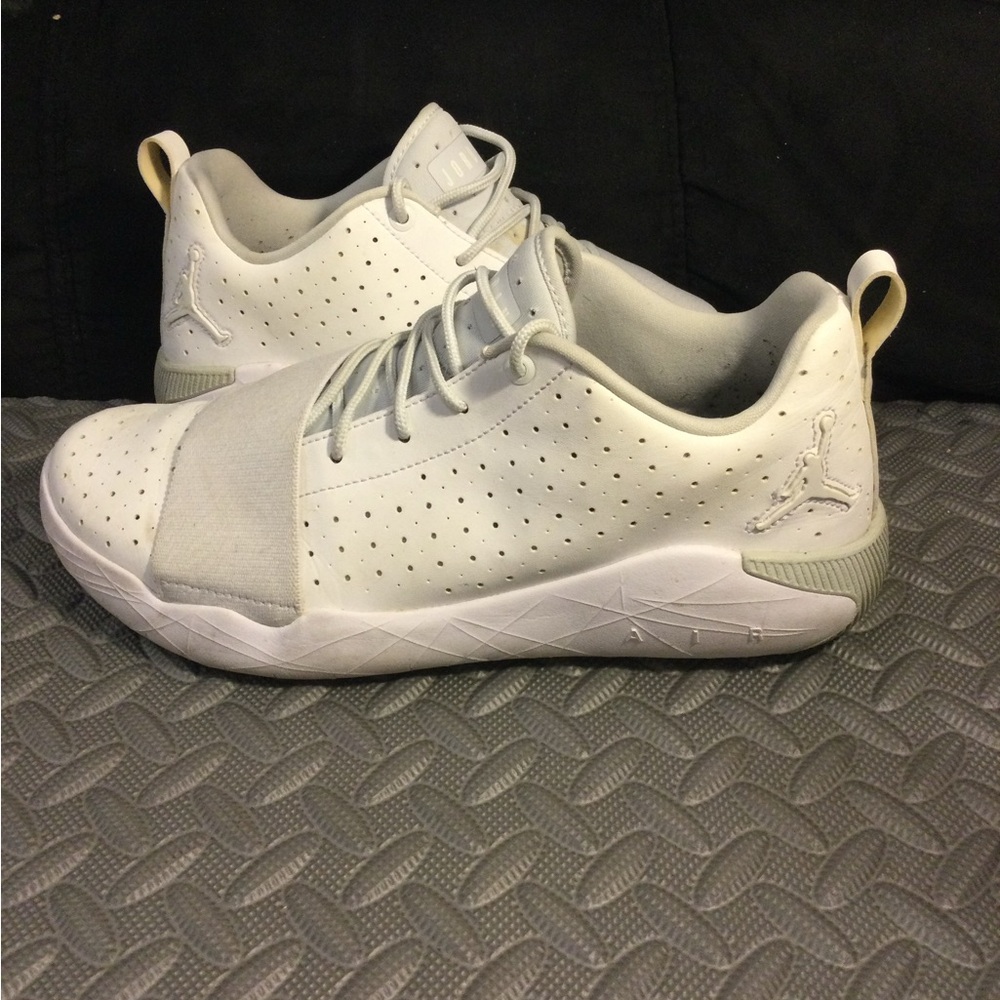 Nike Air Jordan Breakout 23 Men’s Trainer Sneakers size 11